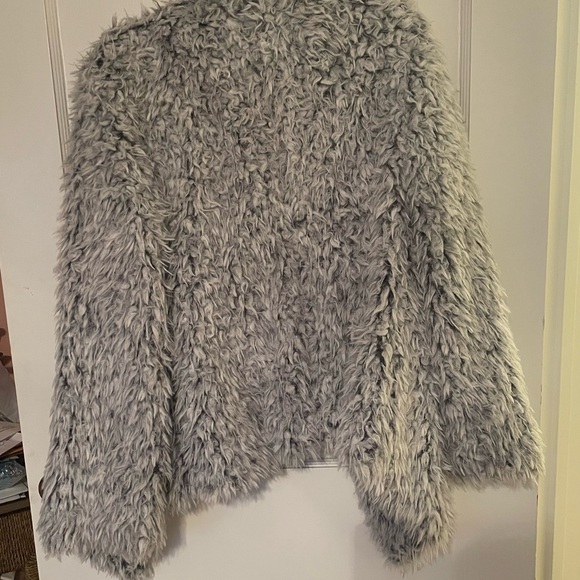 Xhilaration Light Gray Faux Shearling Teddy Jacket - Picture 2 of 11